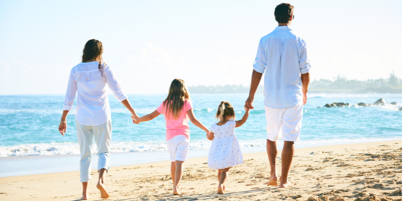 Famiglia sulla spiaggia