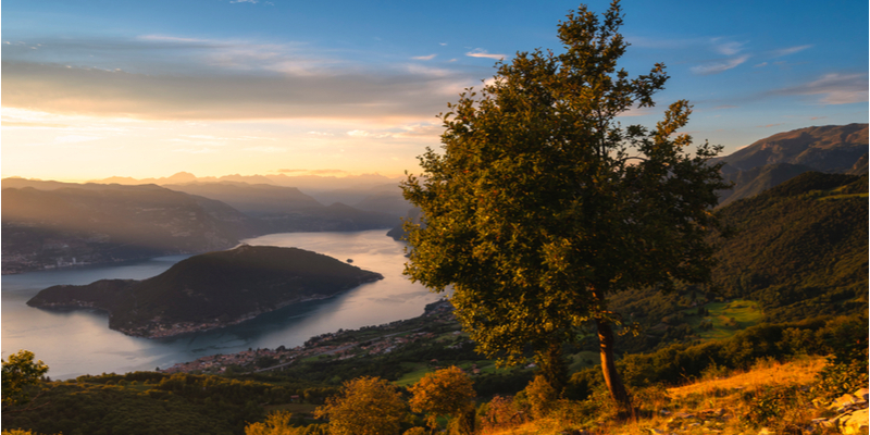 Tramonto su Monte Isola